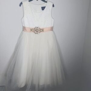 Chantilly Place Pearl Flower Girl Dress Size 7
